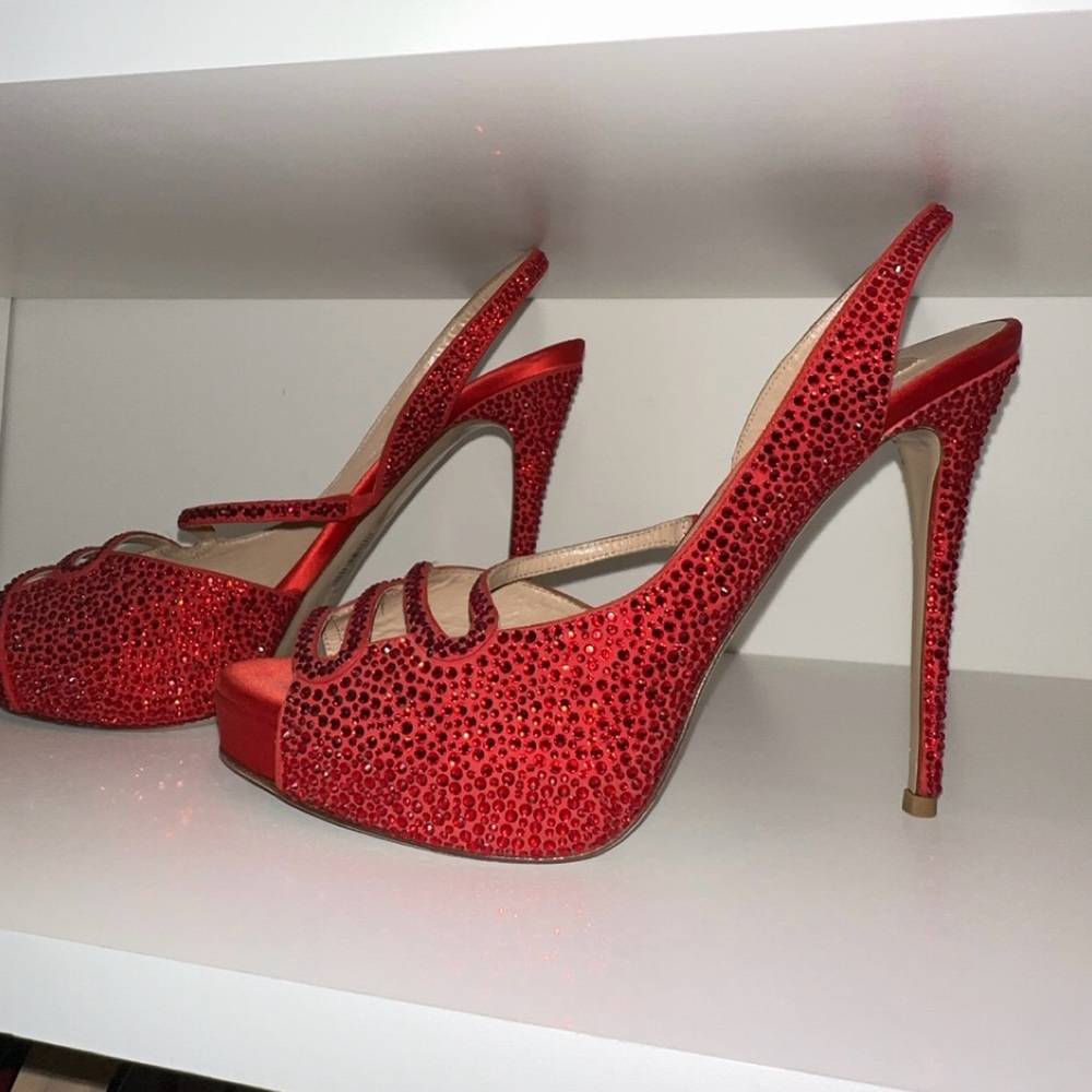 Elegant Valentino Red Slingback Heels